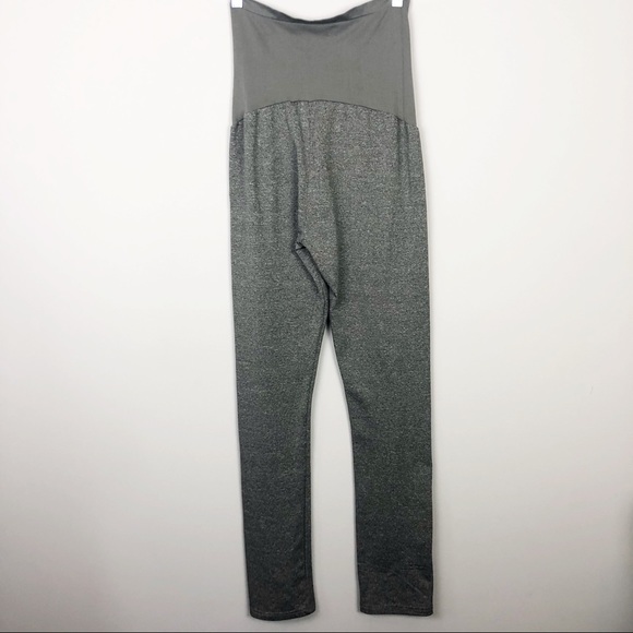 Classic Concepts Maternity Gray Leggings - Picture 4 of 4